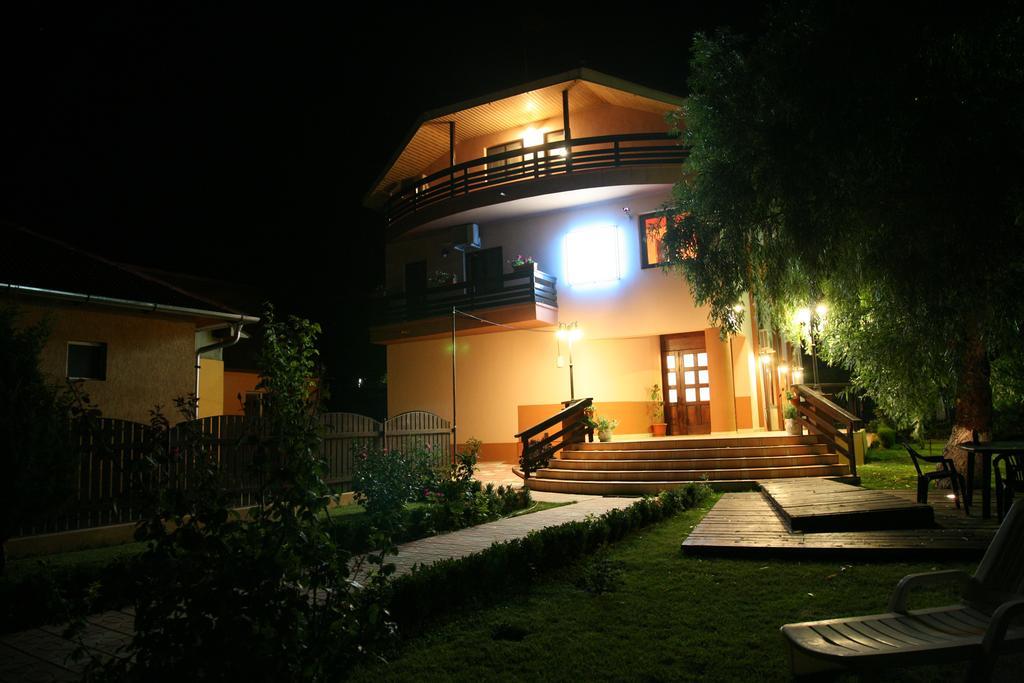 Vila Delta Travel - Mila 23 Mila Douăzeci şi Trei Exteriér fotografie