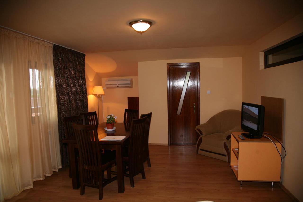 Vila Delta Travel - Mila 23 Mila Douăzeci şi Trei Pokoj fotografie
